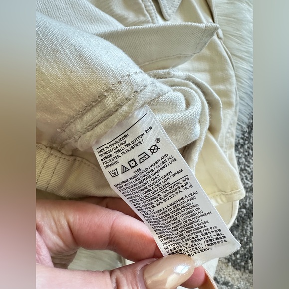 Banana Republic boxy cropped trench coat - Picture 7 of 9